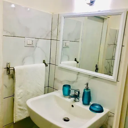 ゲストハウス Comfort Termini