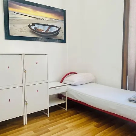 ゲストハウス Comfort Termini